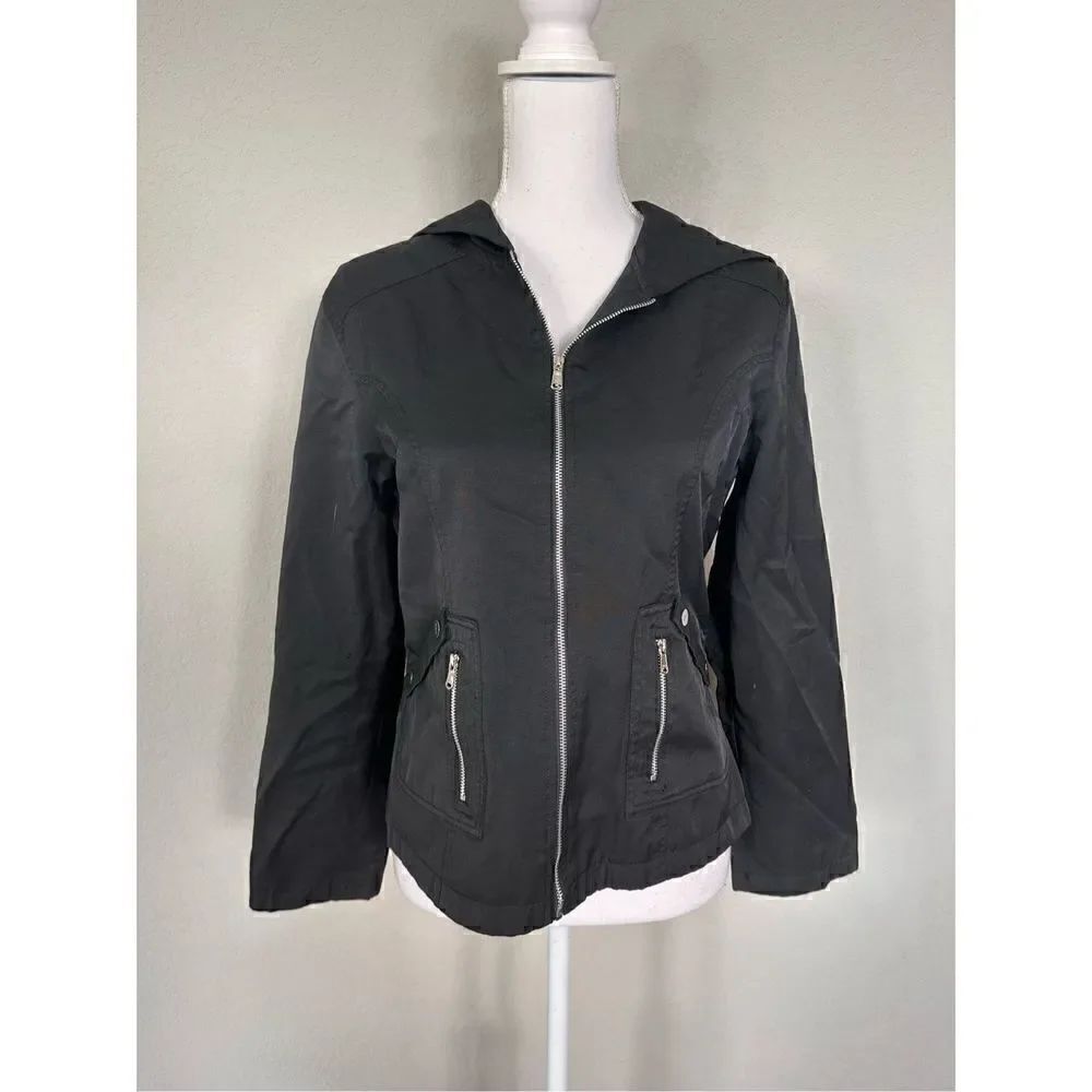 DG Women’s Windbreaker Style Jacket